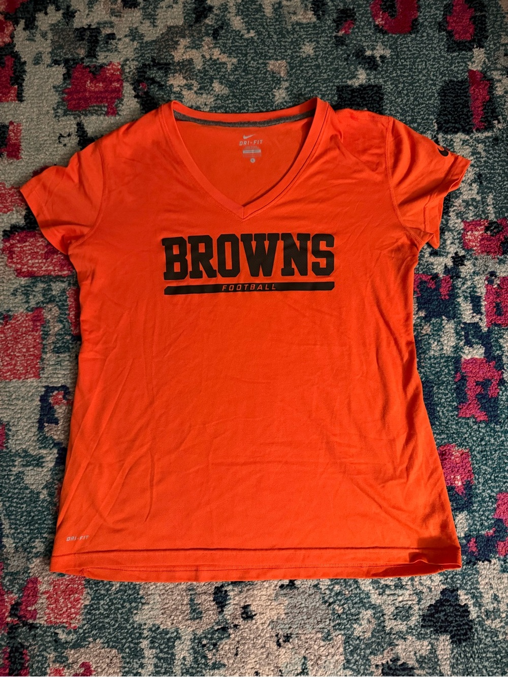 Women’s Nike Cleveland Browns T-Shirt - Adult Large